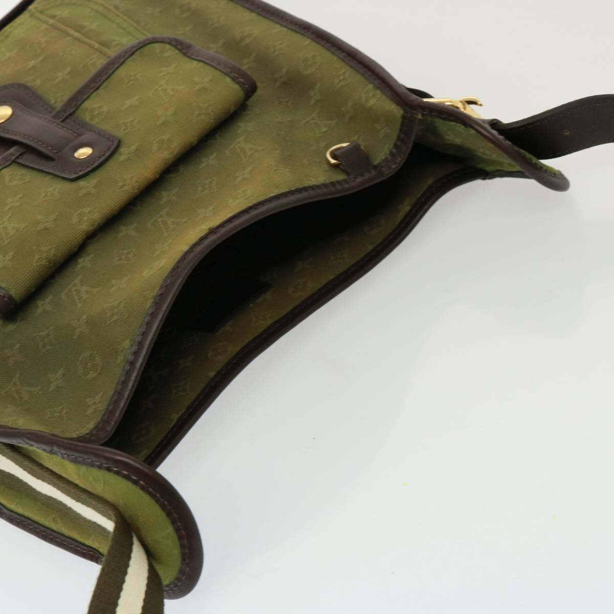 Louis Vuitton Mary Kate Shoulder Bag