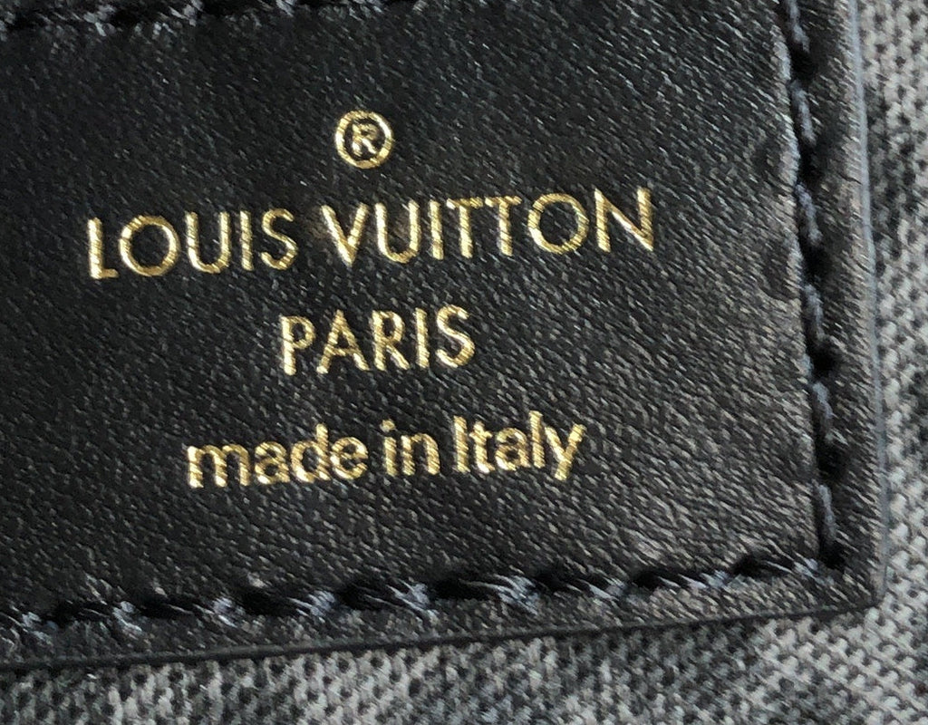 Louis Vuitton OnTheGo Tote Wild at Heart Monogram Giant GM