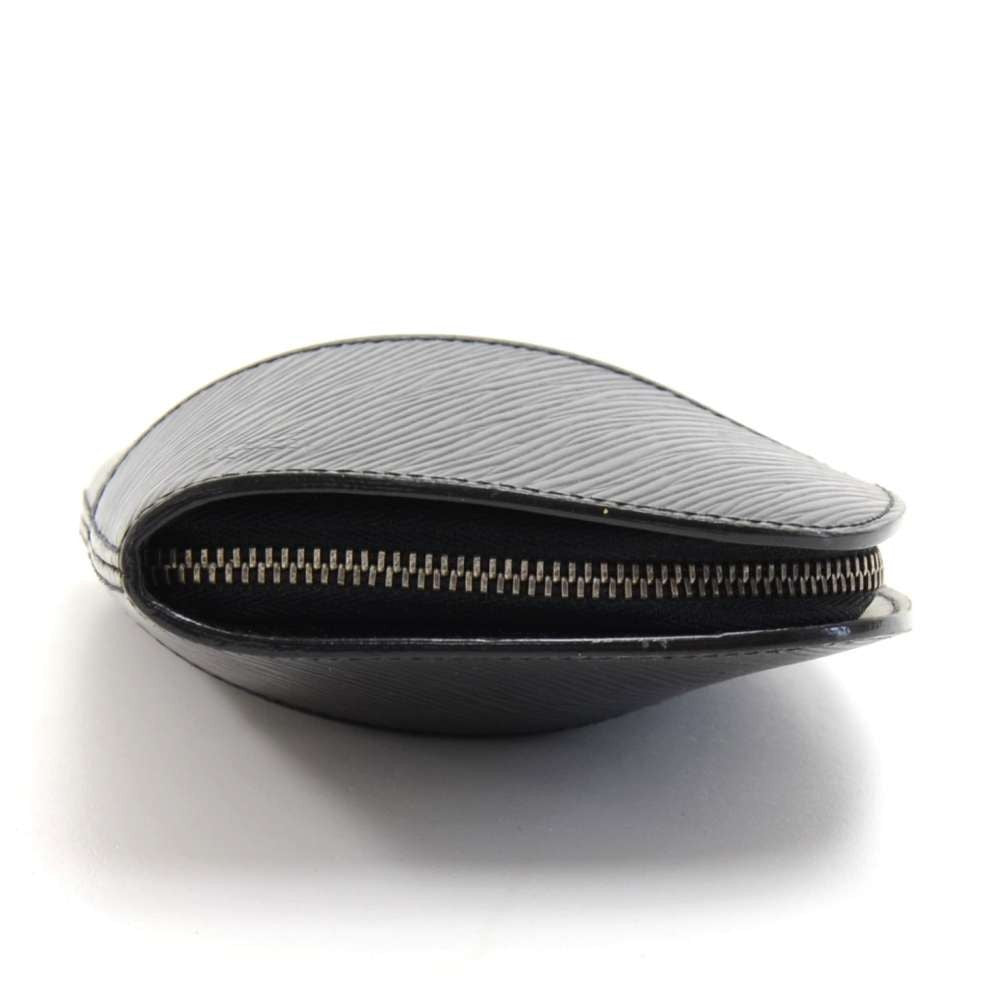 Louis Vuitto Epi Leather Demi Lune Wallet
