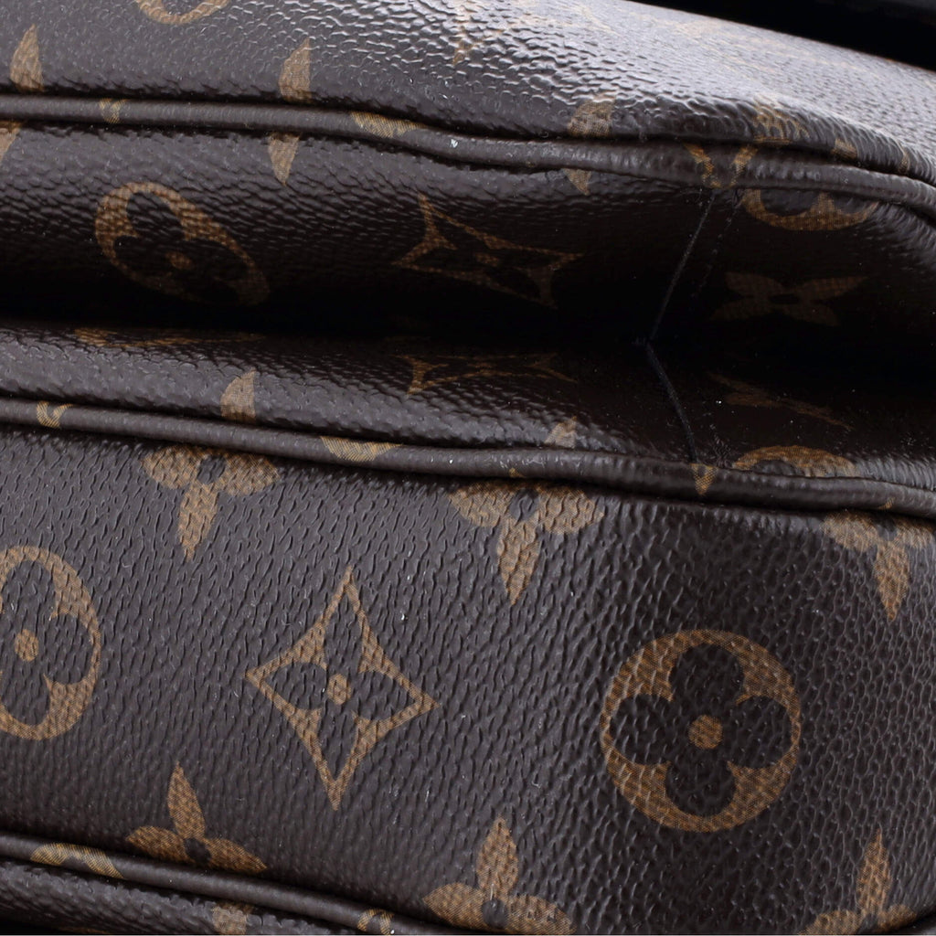 Louis Vuitton Pochette Metis Monogram Canvas