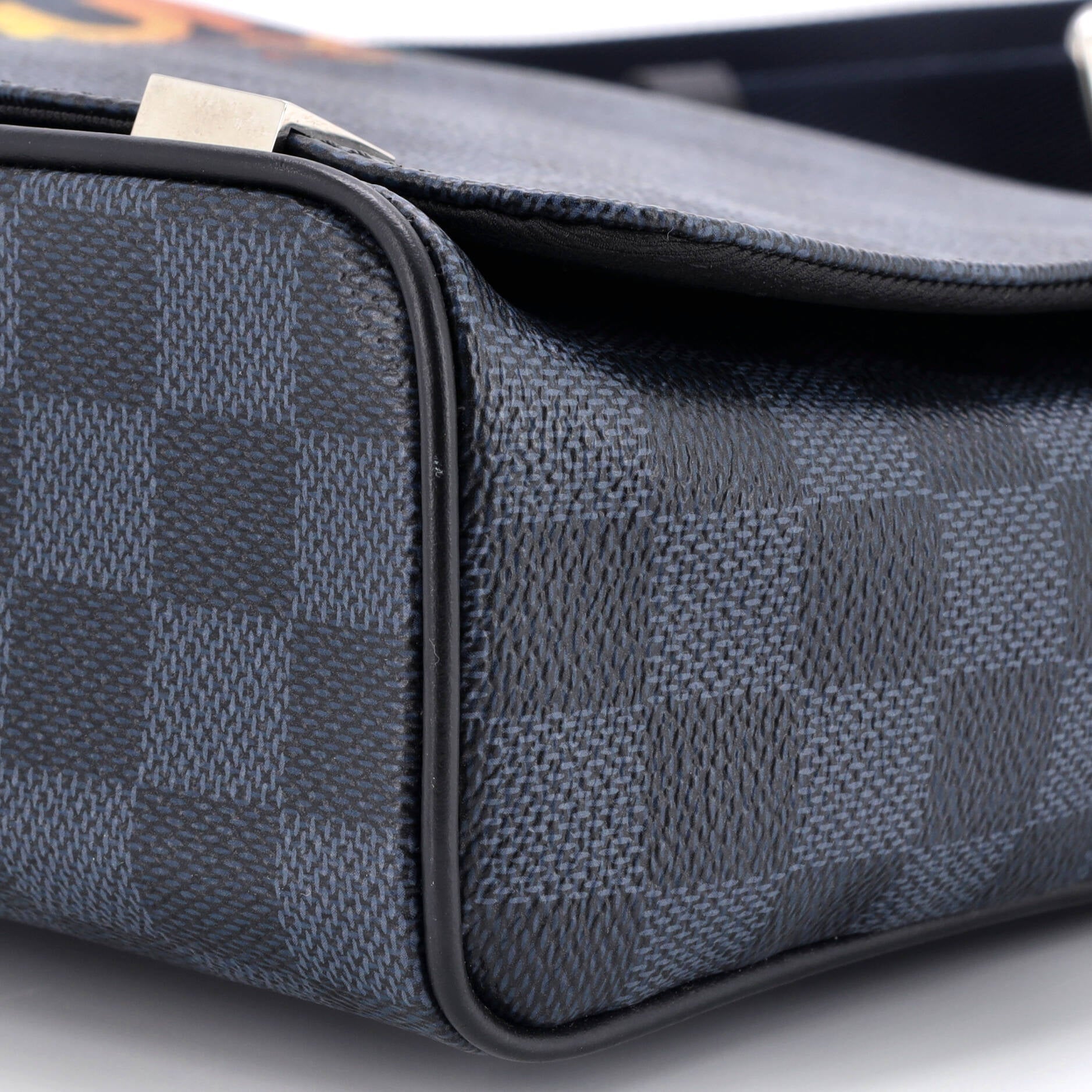 Louis Vuitton District NM Messenger Bag Limited Edition Damier Cobalt Jungle PM