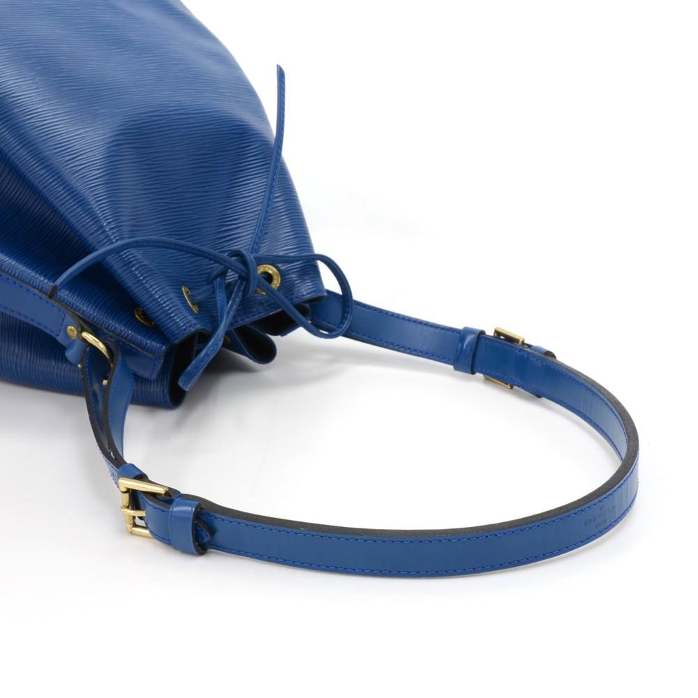 Louis Vuitto Petit Noe Blue Epi Leather Bag