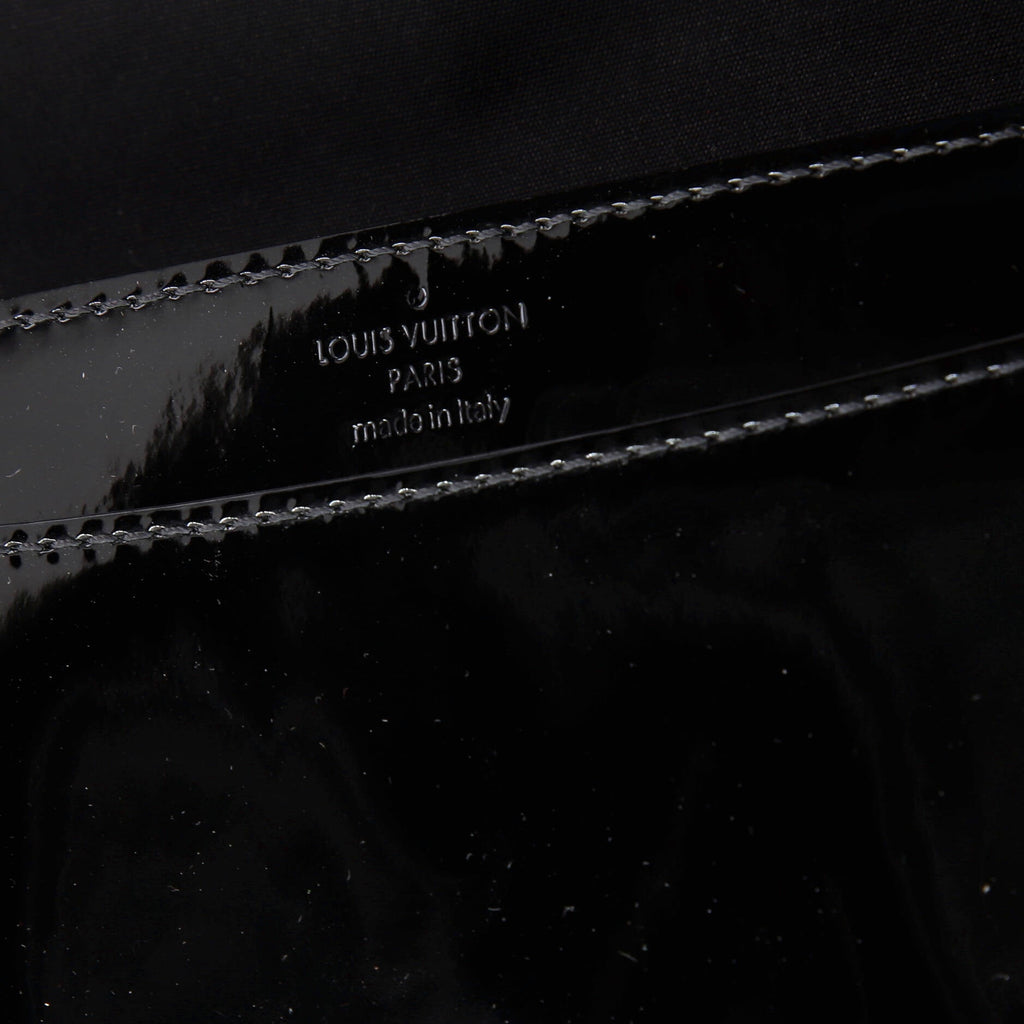 Louis Vuitton Louise Clutch Patent East West