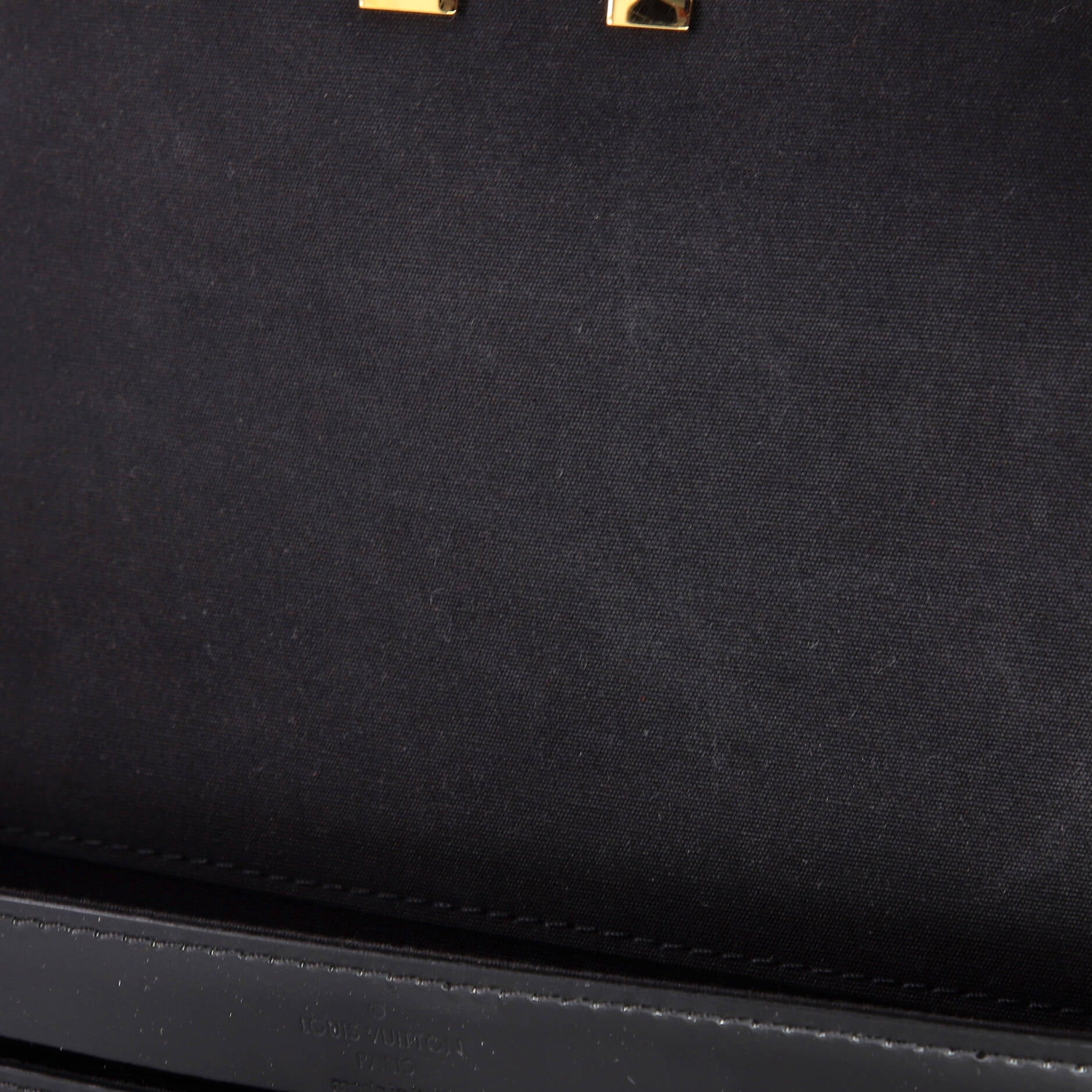 Louis Vuitton Louise Clutch Patent East West