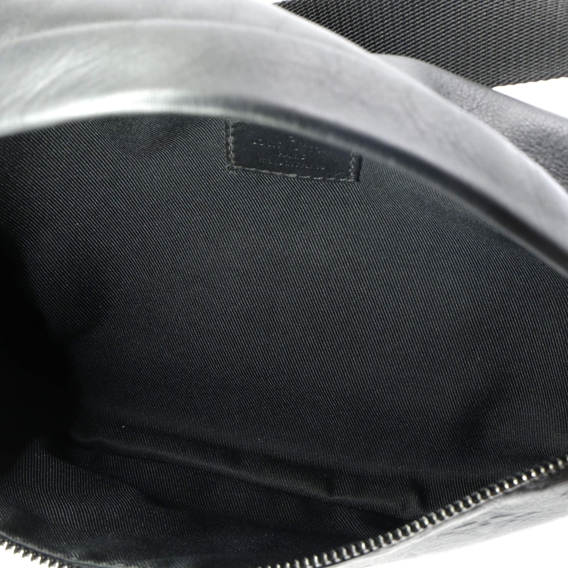 Louis Vuitton Discovery Bumbag Monogram Shadow Leather