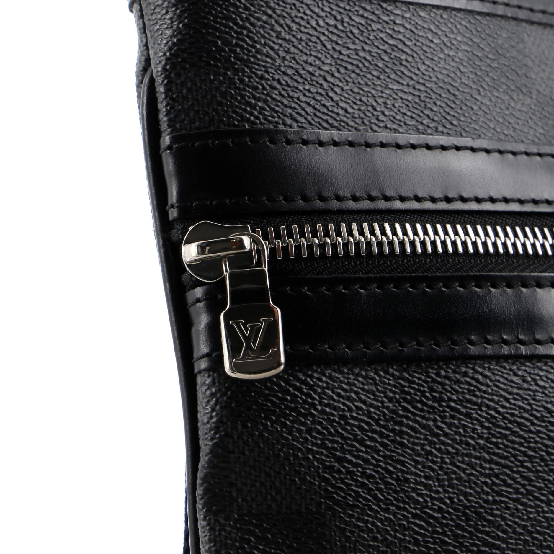Louis Vuitton Thomas Handbag Damier Graphite