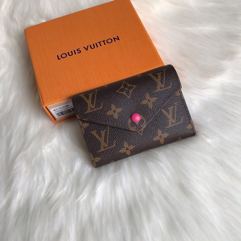 LOV2 Bags - Luxurious Bags  1657