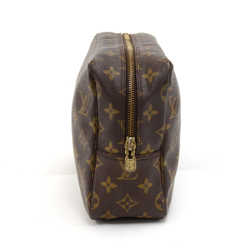 Louis Vuitto Trousse Toilette 28 Monogram Canvas Cosmetic Pouch
