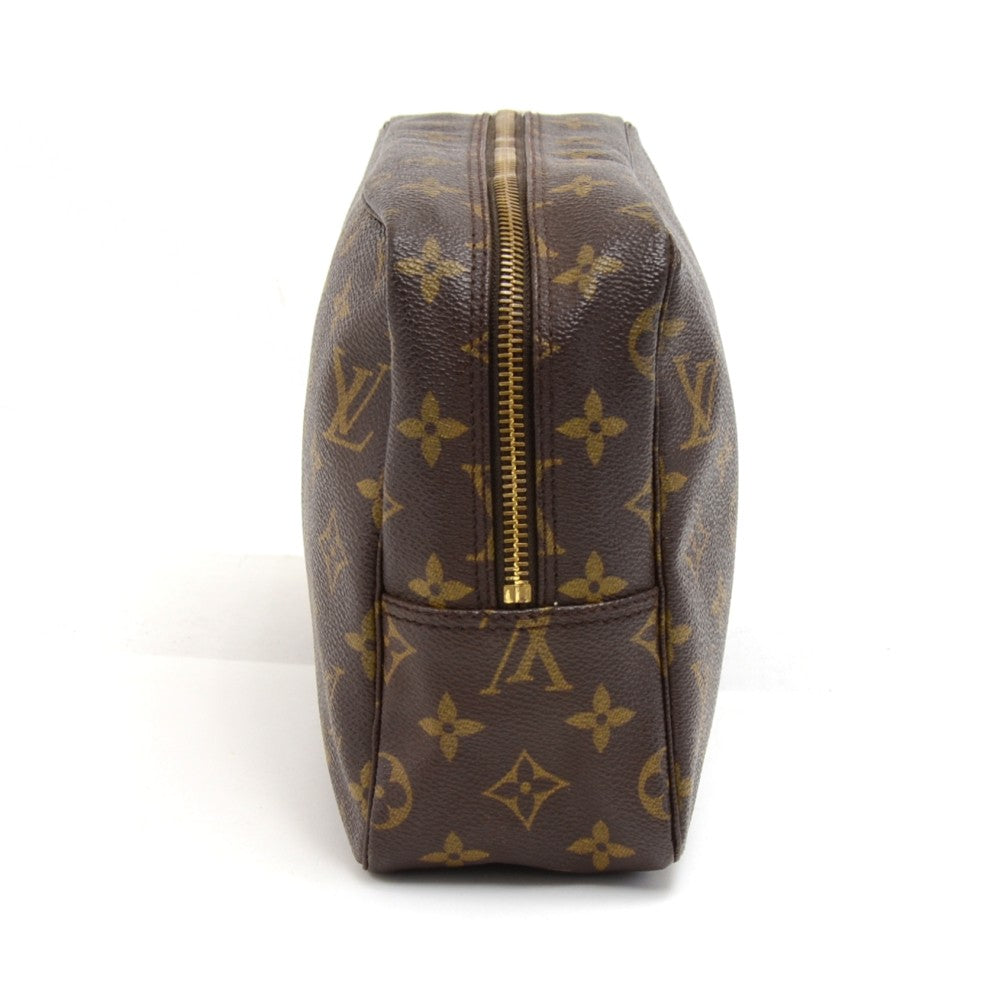 Louis Vuitto Trousse Toilette 28 Monogram Canvas Cosmetic Pouch