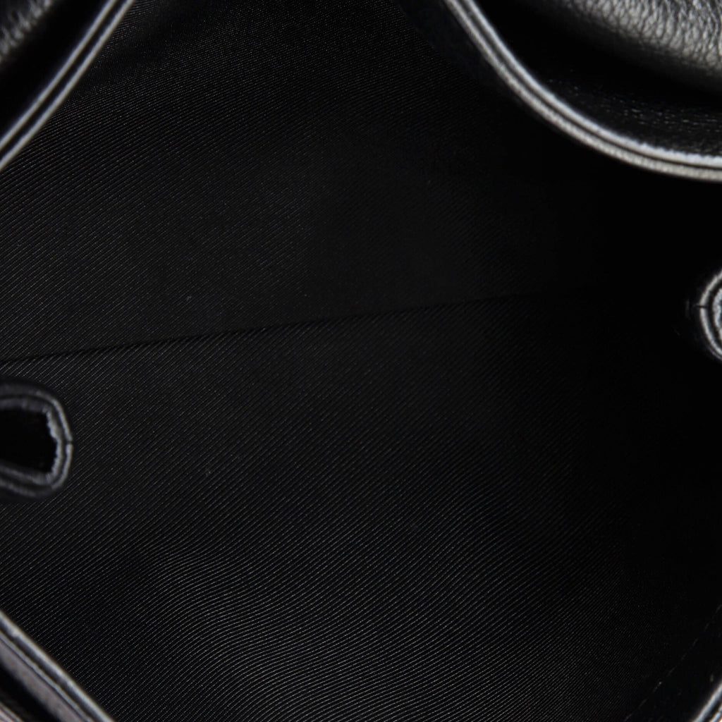Louis Vuitton Lockme II Handbag Leather BB