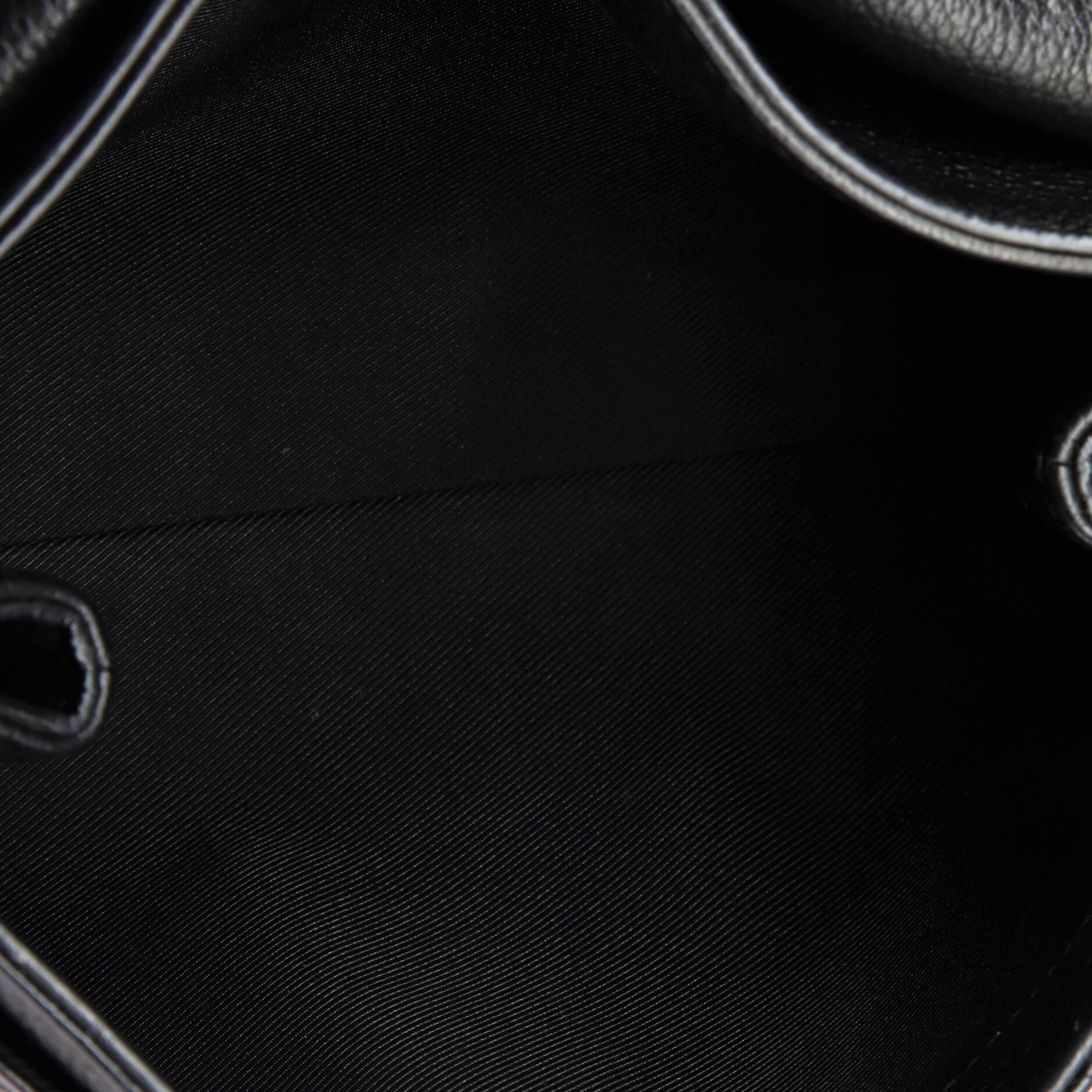 Louis Vuitton Lockme II Handbag Leather BB