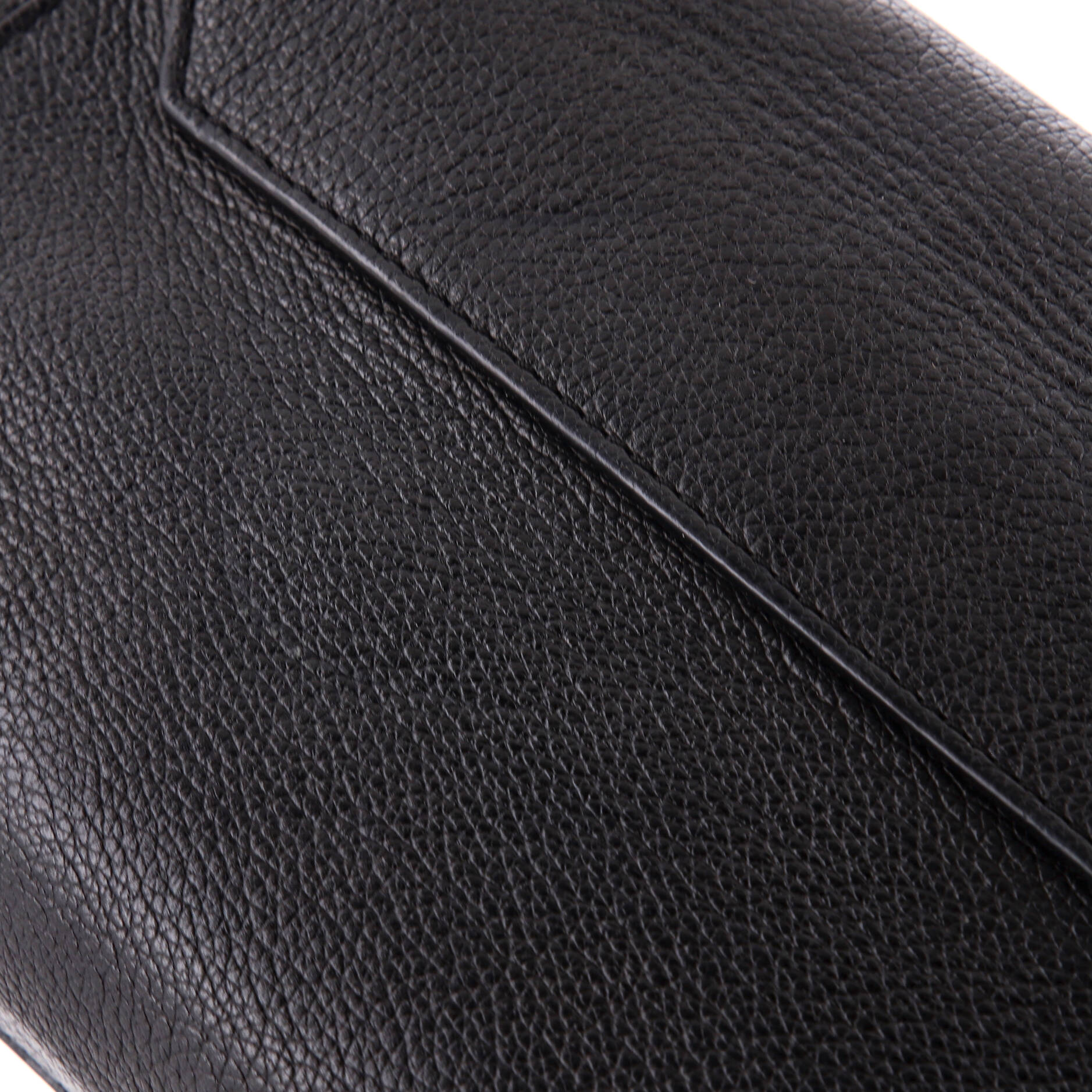 Louis Vuitton Lockme II Handbag Leather BB