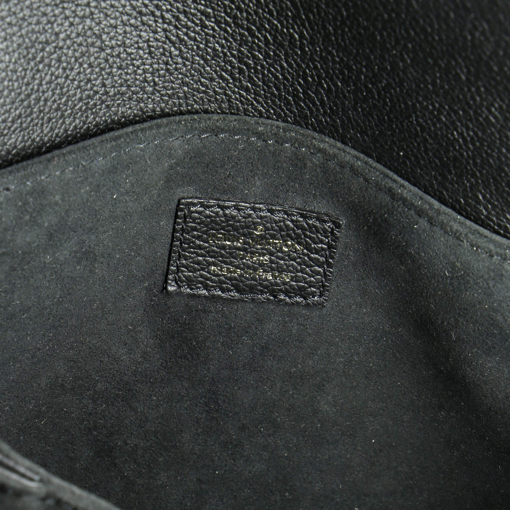 Louis Vuitton Oxford Lockme Handbag Leather
