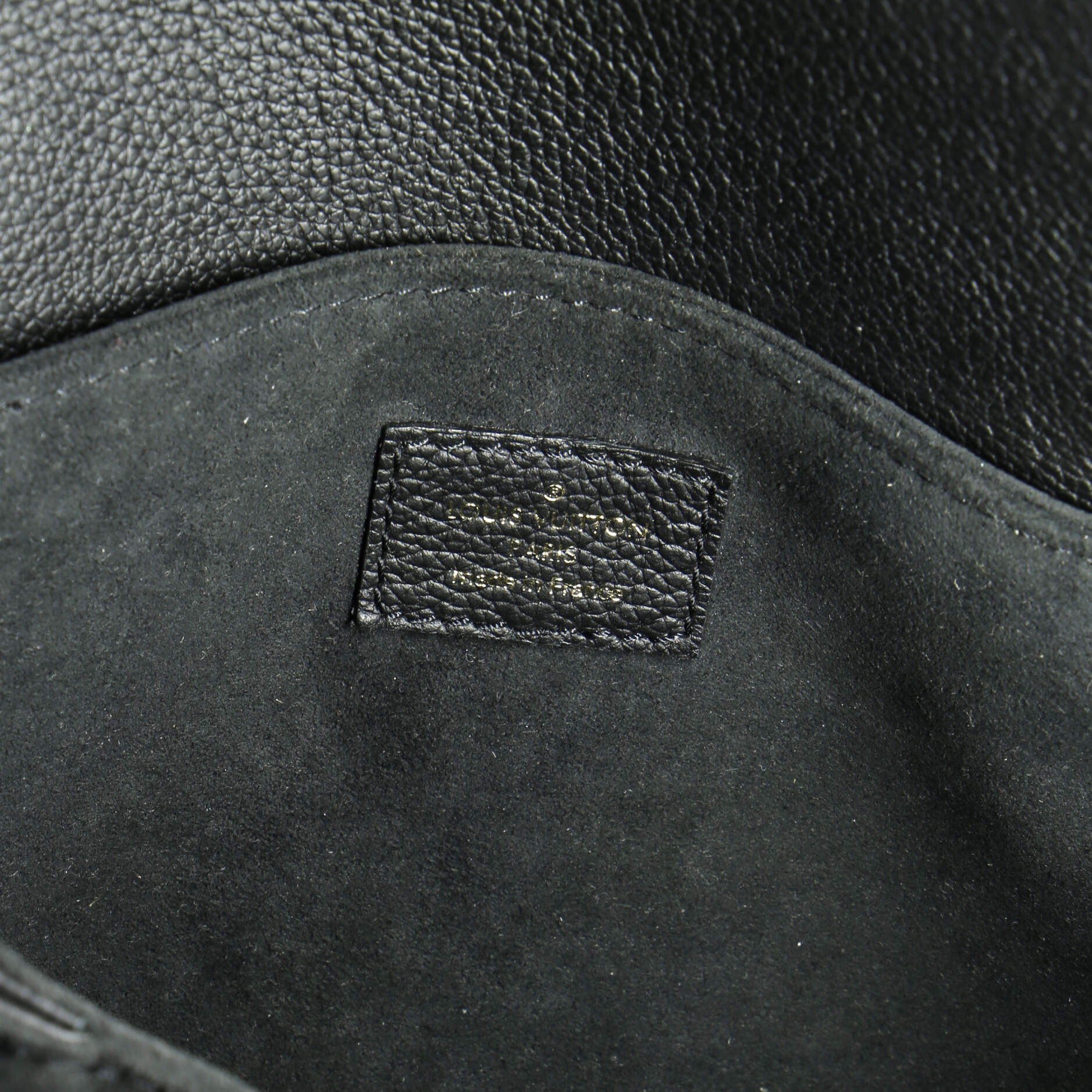 Louis Vuitton Oxford Lockme Handbag Leather