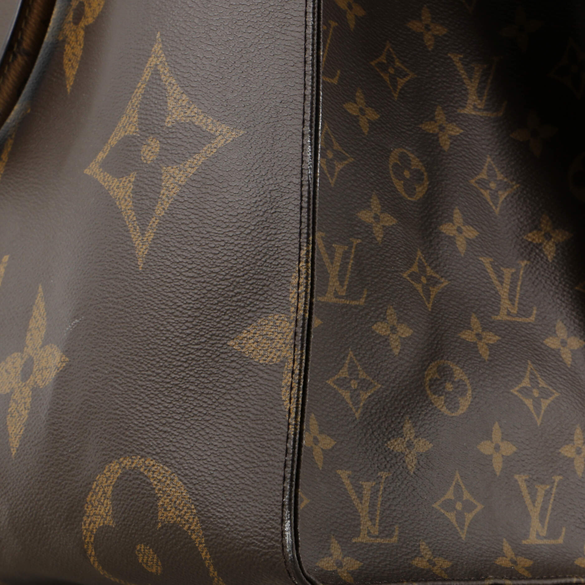 Louis Vuitton OnTheGo Tote Reverse Monogram Giant GM