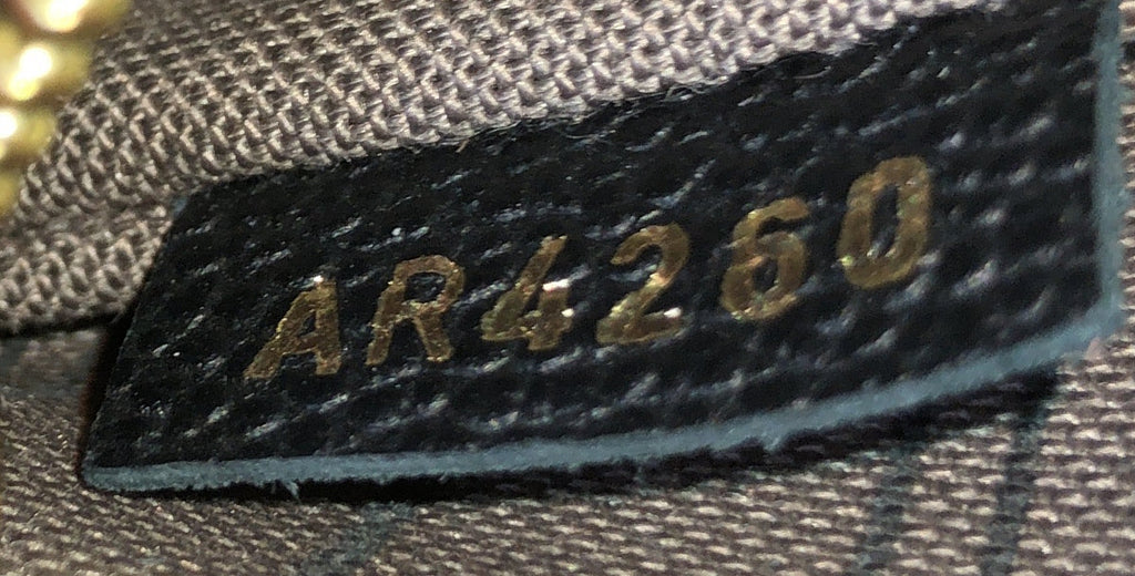 Louis Vuitton Pochette Metis Monogram Empreinte Leather