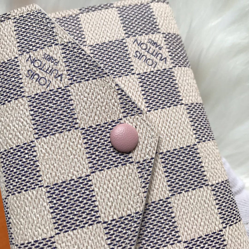 LOV2 Bags - Luxurious Bags  1658