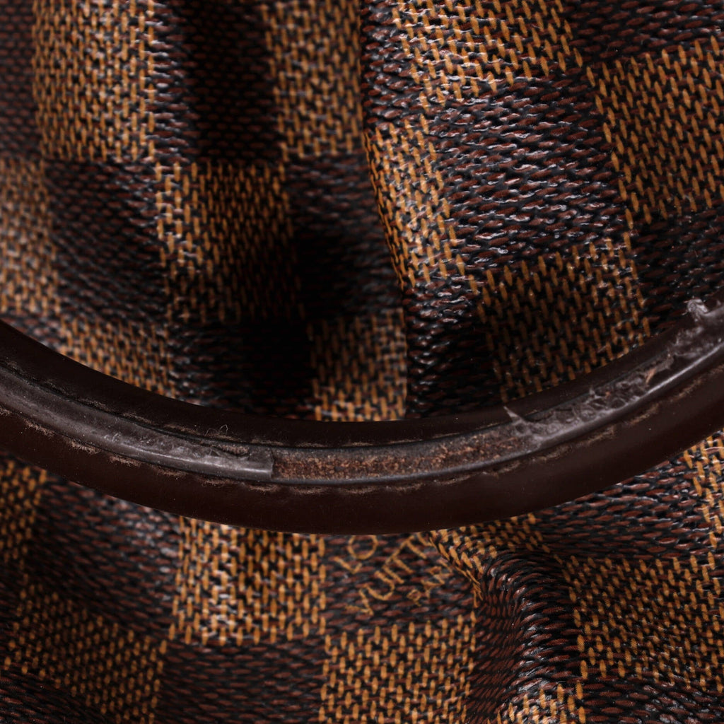 Louis Vuitton Trevi Handbag Damier GM