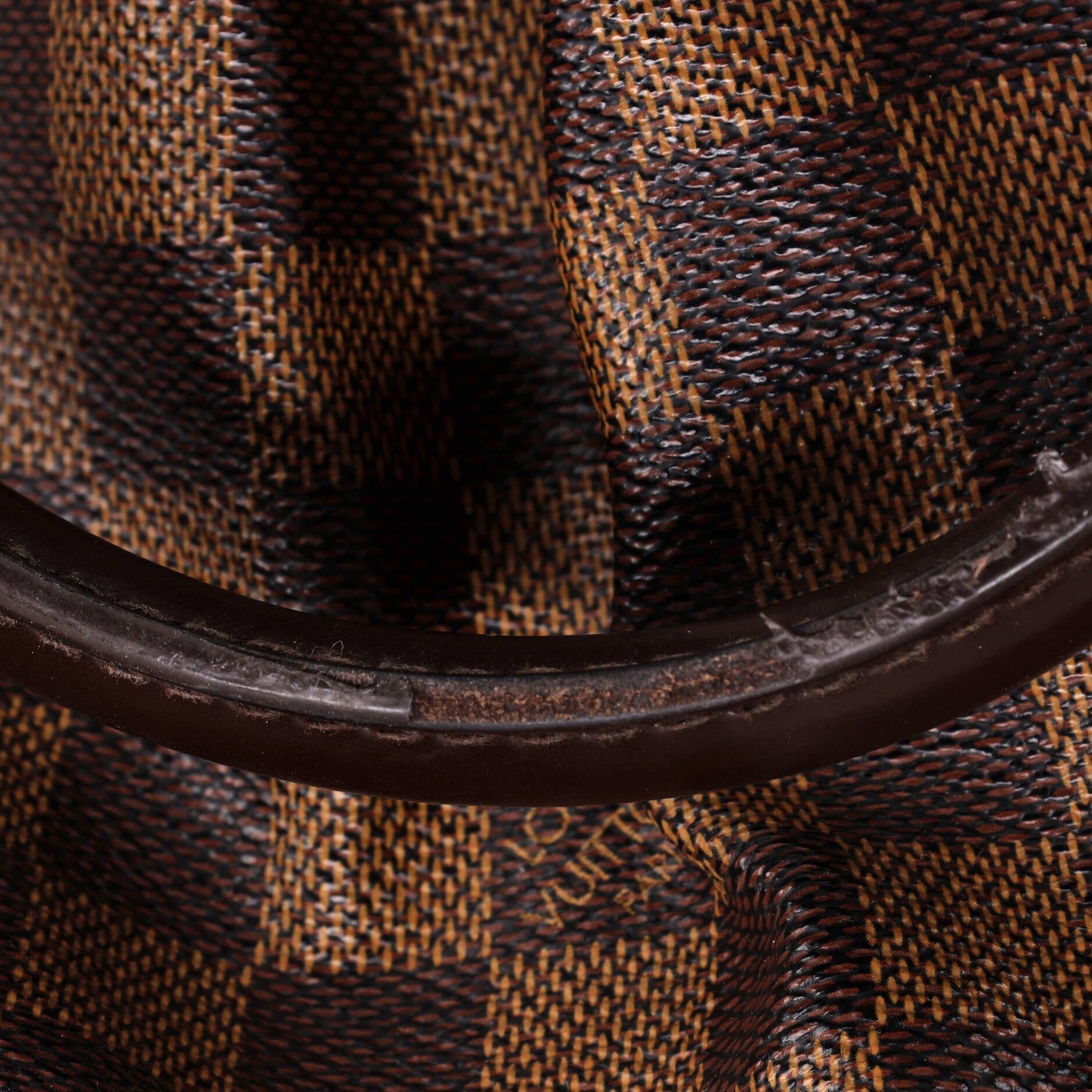 Louis Vuitton Trevi Handbag Damier GM