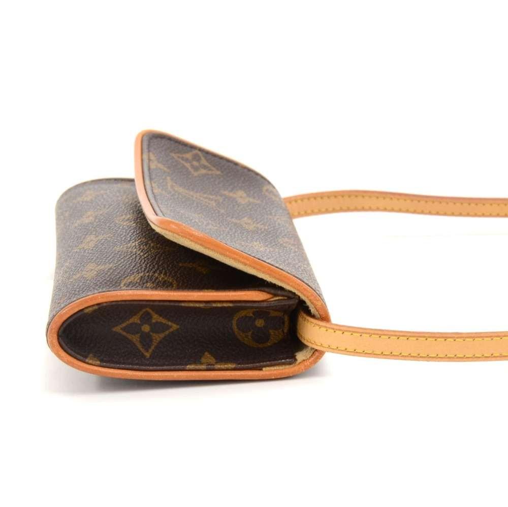 Louis Vuitto Pochette Twin PM Monogram Canvas Shoulder Bag