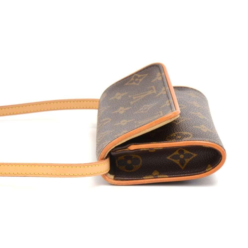 Louis Vuitto Pochette Twin PM Monogram Canvas Shoulder Bag
