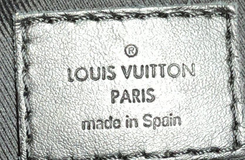 Louis Vuitton Discovery Bumbag Monogram Eclipse Canvas