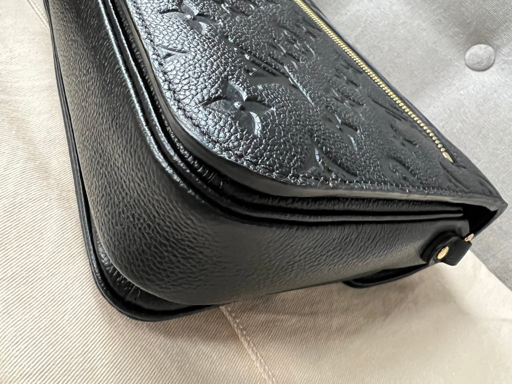 Louis Vuitton Pochette Metis Black Empreinte (RRP £2,110)