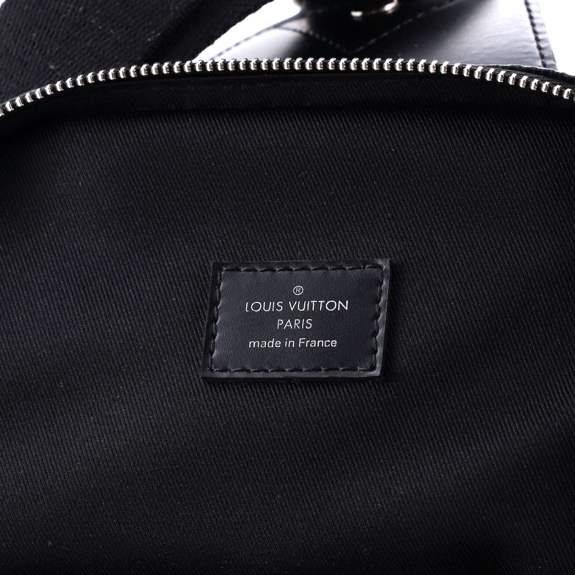 Louis Vuitton Avenue Sling Bag Damier Graphite