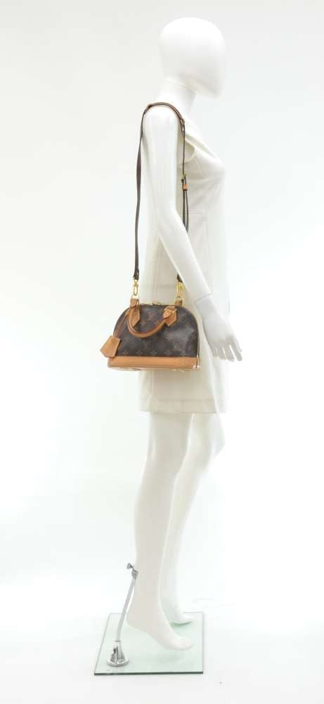 Louis Vuitto Alma BB Monogram Canvas Shoulder Bag