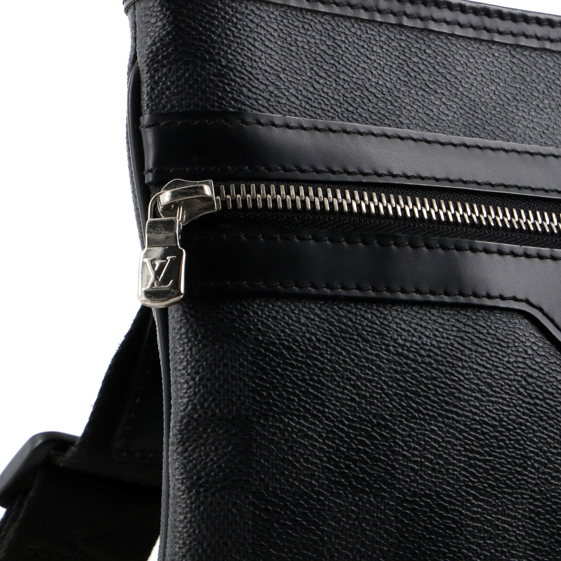 Louis Vuitton Thomas Handbag Damier Graphite