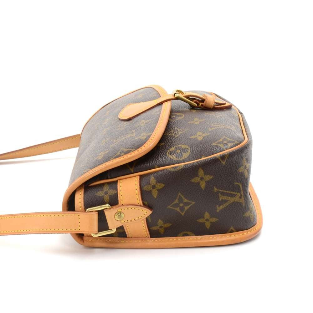 Louis Vuitto Sologne Monogram Canvas Shoulder Bag