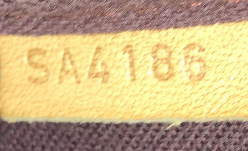 Louis Vuitton Favorite Handbag Monogram Canvas MM