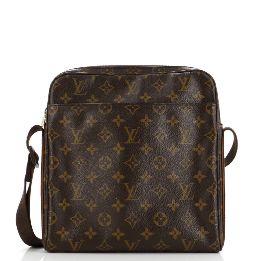 Louis Vuitton Trotteur Beaubourg Handbag Monogram Canvas