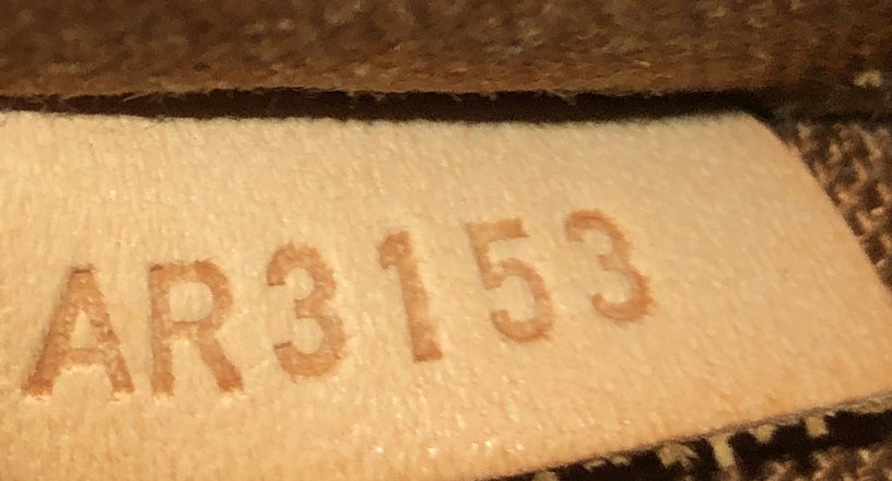 Louis Vuitton Trotteur Beaubourg Handbag Monogram Canvas