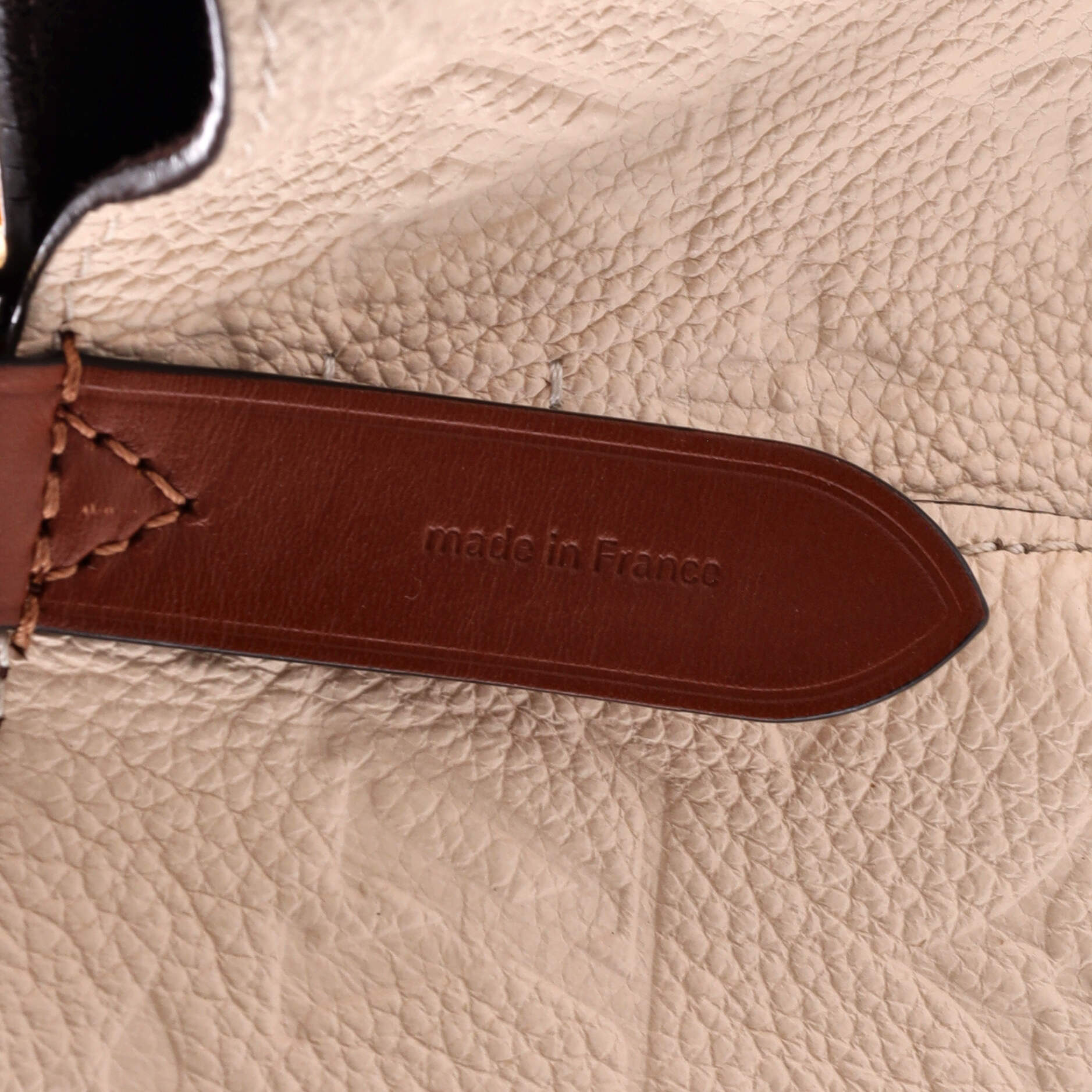 Louis Vuitton NeoNoe Handbag Monogram Empreinte Leather MM