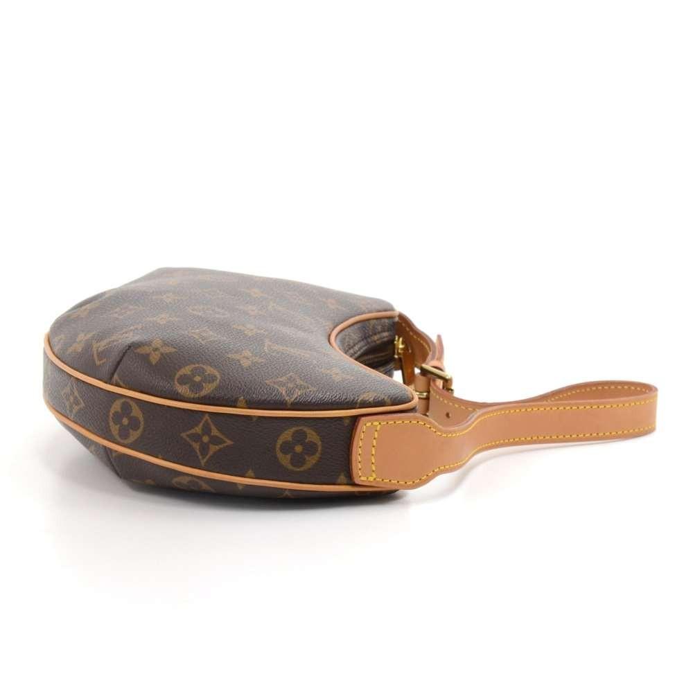 Louis Vuitto Pochette Croissant Monogram Canvas Shoulder Handbag