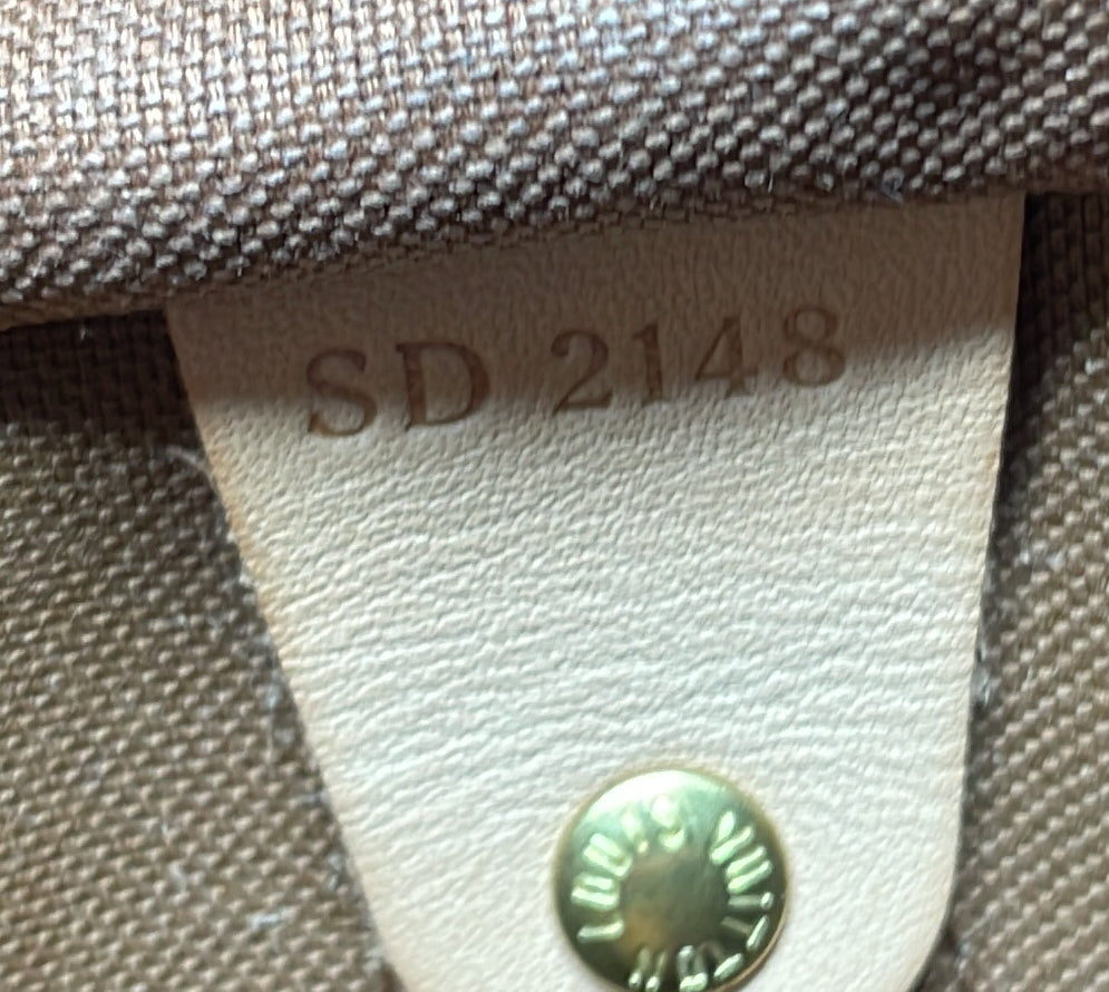 Louis Vuitton Speedy Handbag Monogram Canvas 25