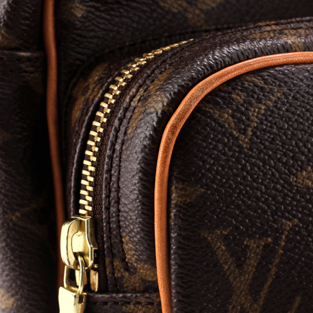 Louis Vuitton Nil Messenger Bag Monogram Canvas 28