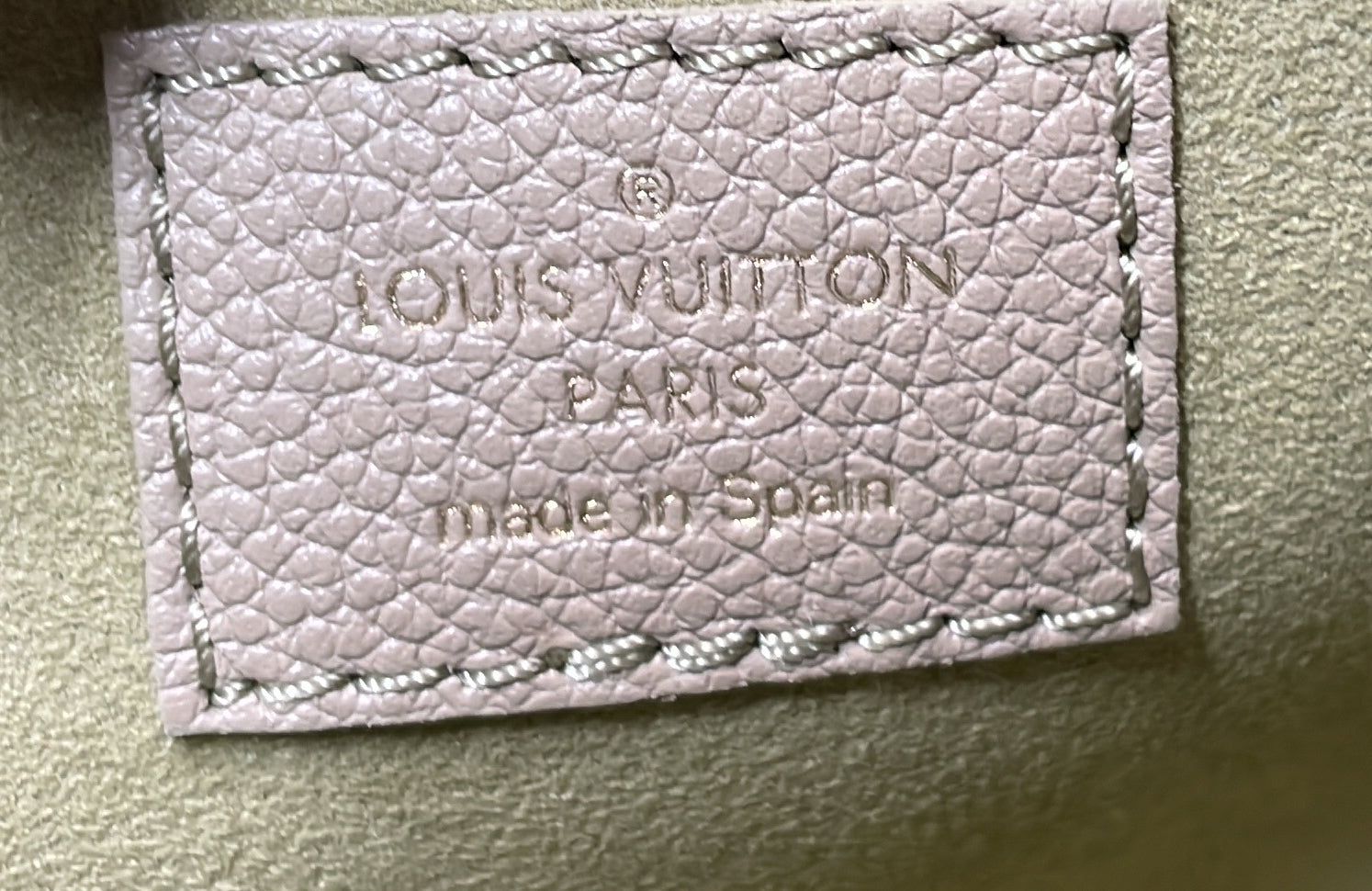 Louis Vuitton Multi Pochette Accessoires Bicolor Monogram Empreinte Giant