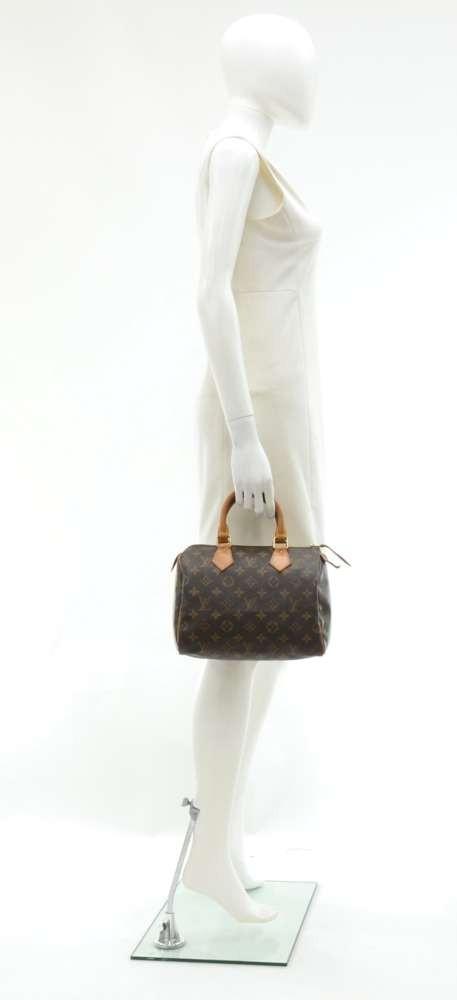 Louis Vuitto Speedy 25 Monogram Canvas City Handbag