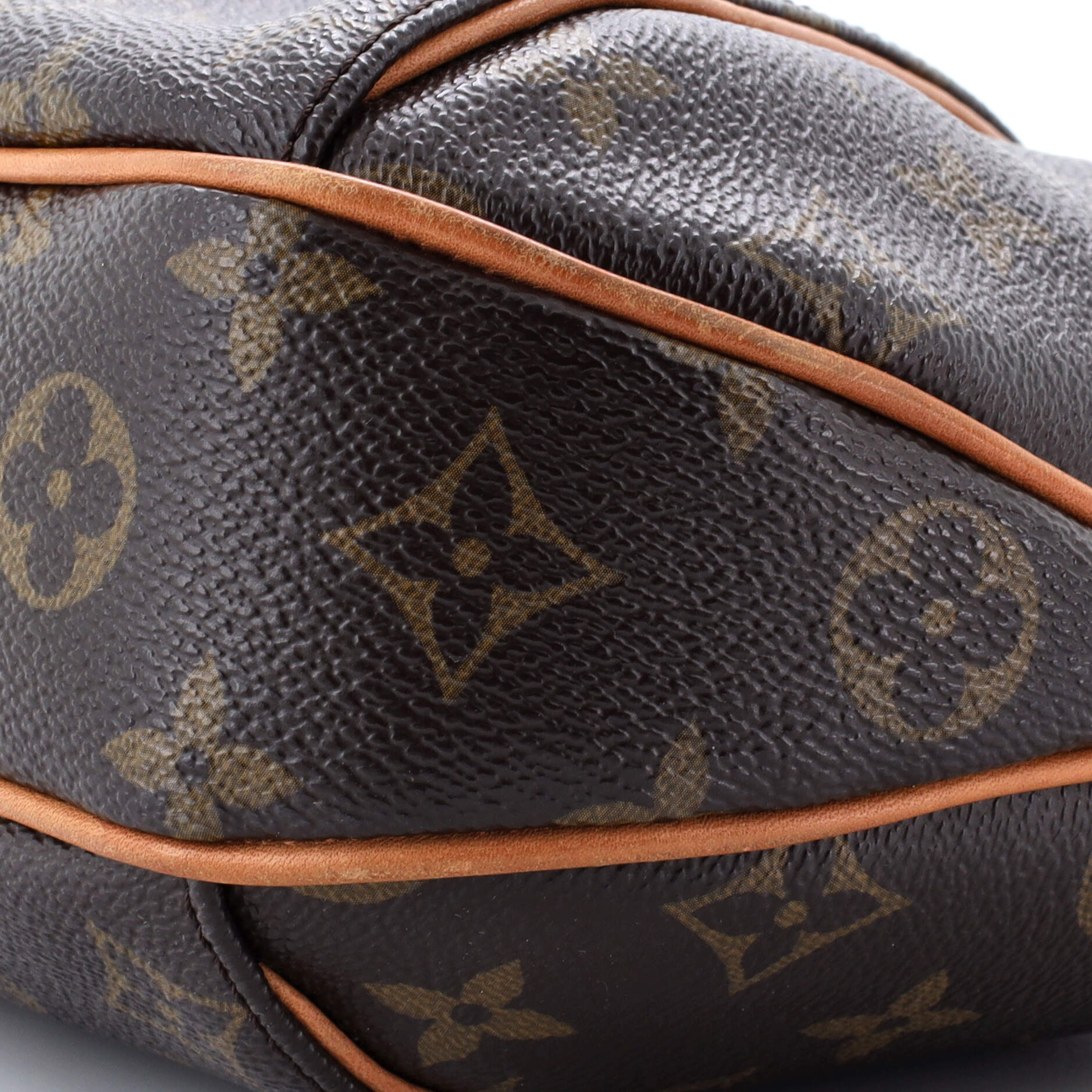 Louis Vuitton Thames Handbag Monogram Canvas GM