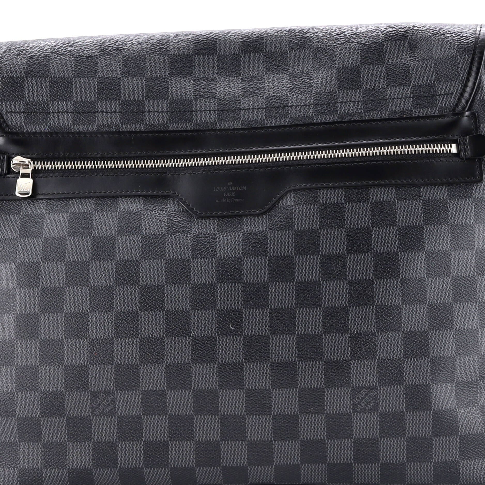Louis Vuitton Daniel Messenger Bag Damier Graphite GM
