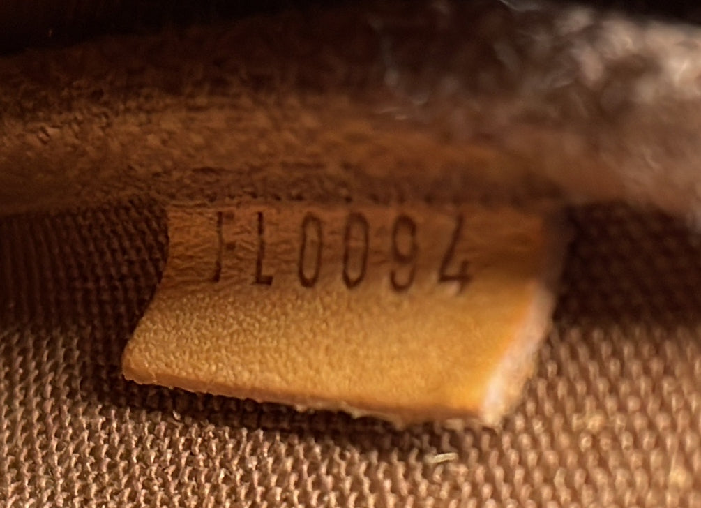 Louis Vuitton Pochette Accessoires Monogram Canvas Mini