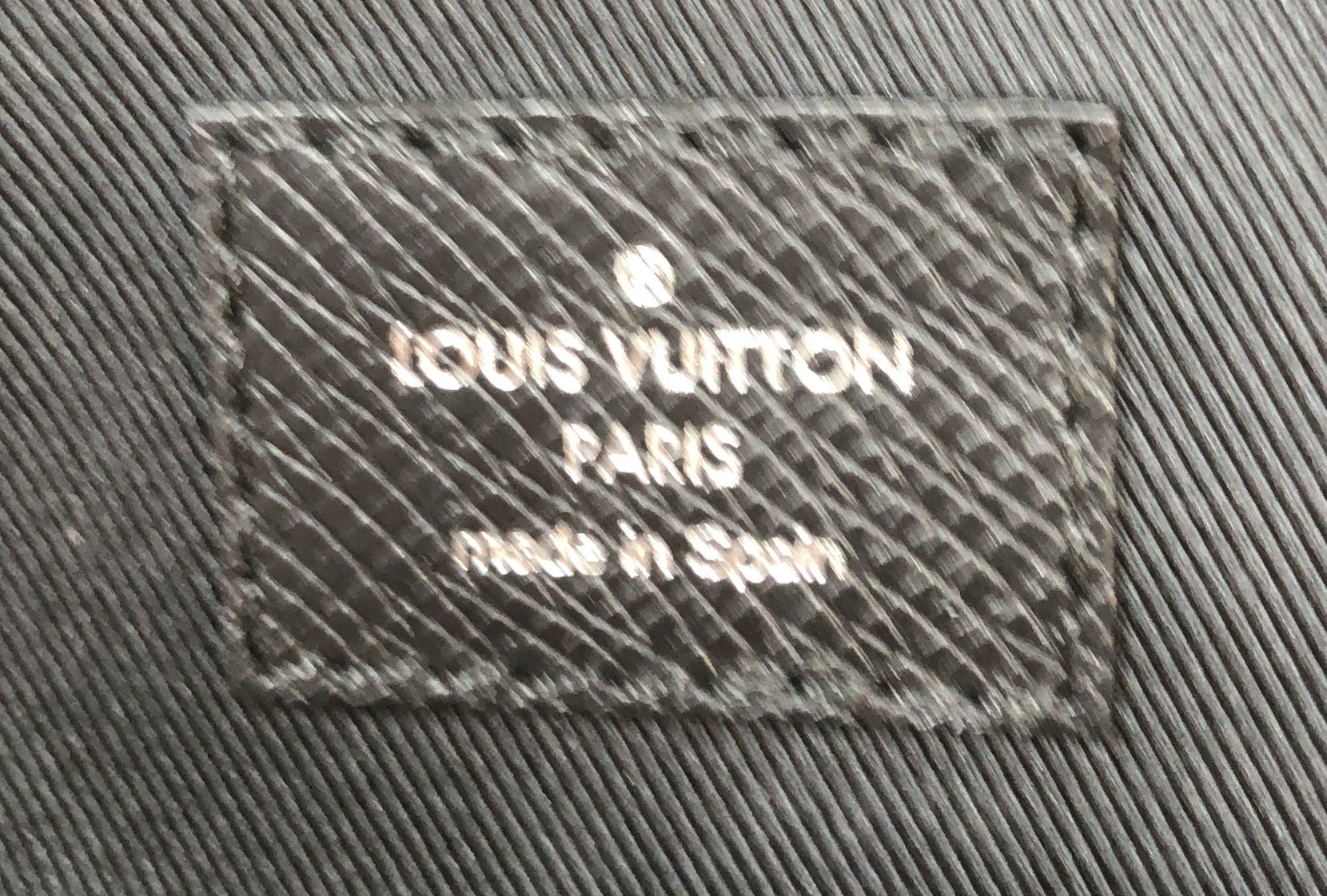 Louis Vuitton Outdoor Slingbag Monogram Taigarama
