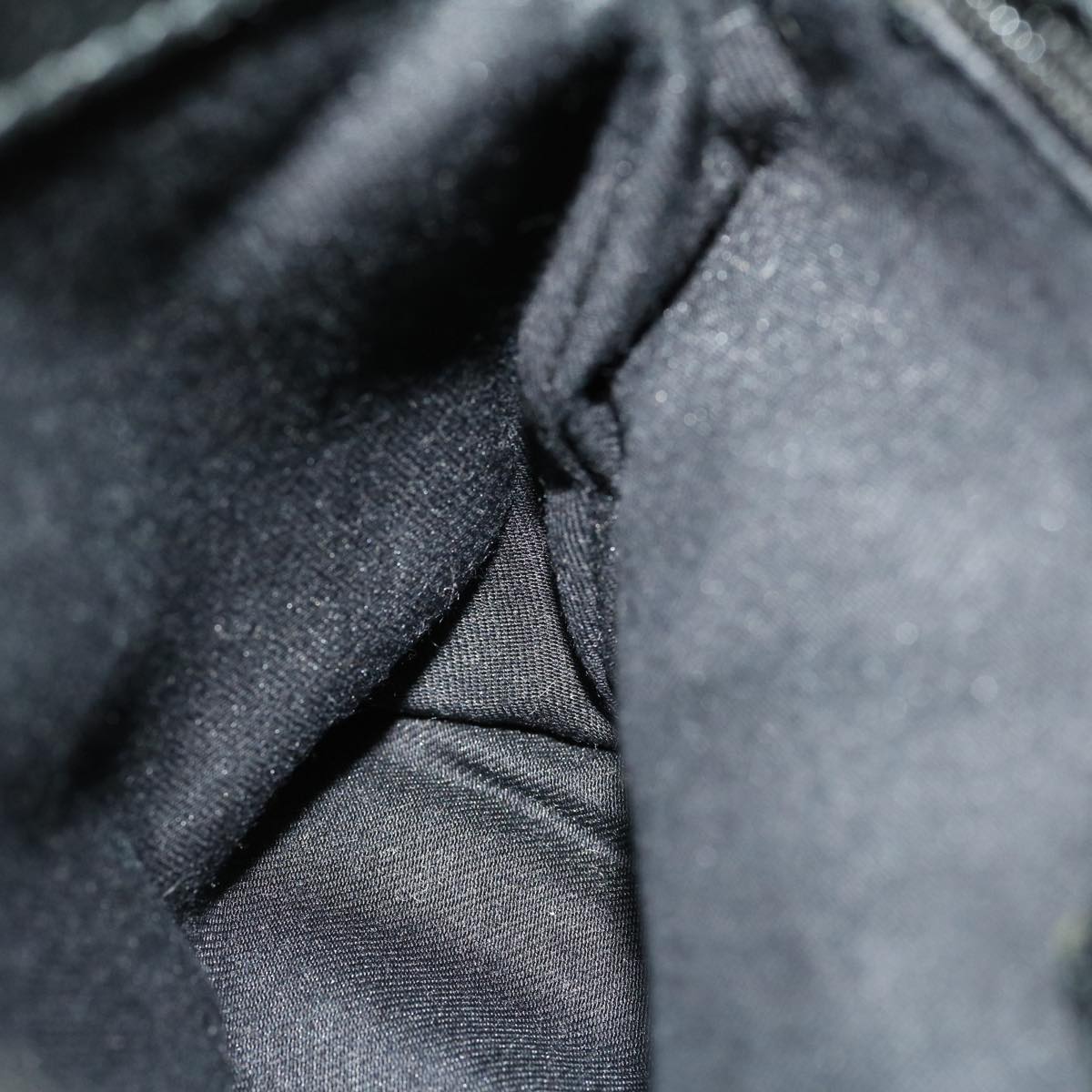 GUCCI GG Canvas Body Bag Black 30999
