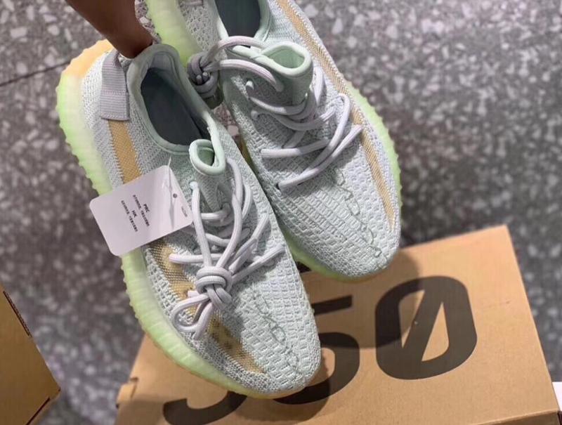 SAMC - YZO Sneakers - 397