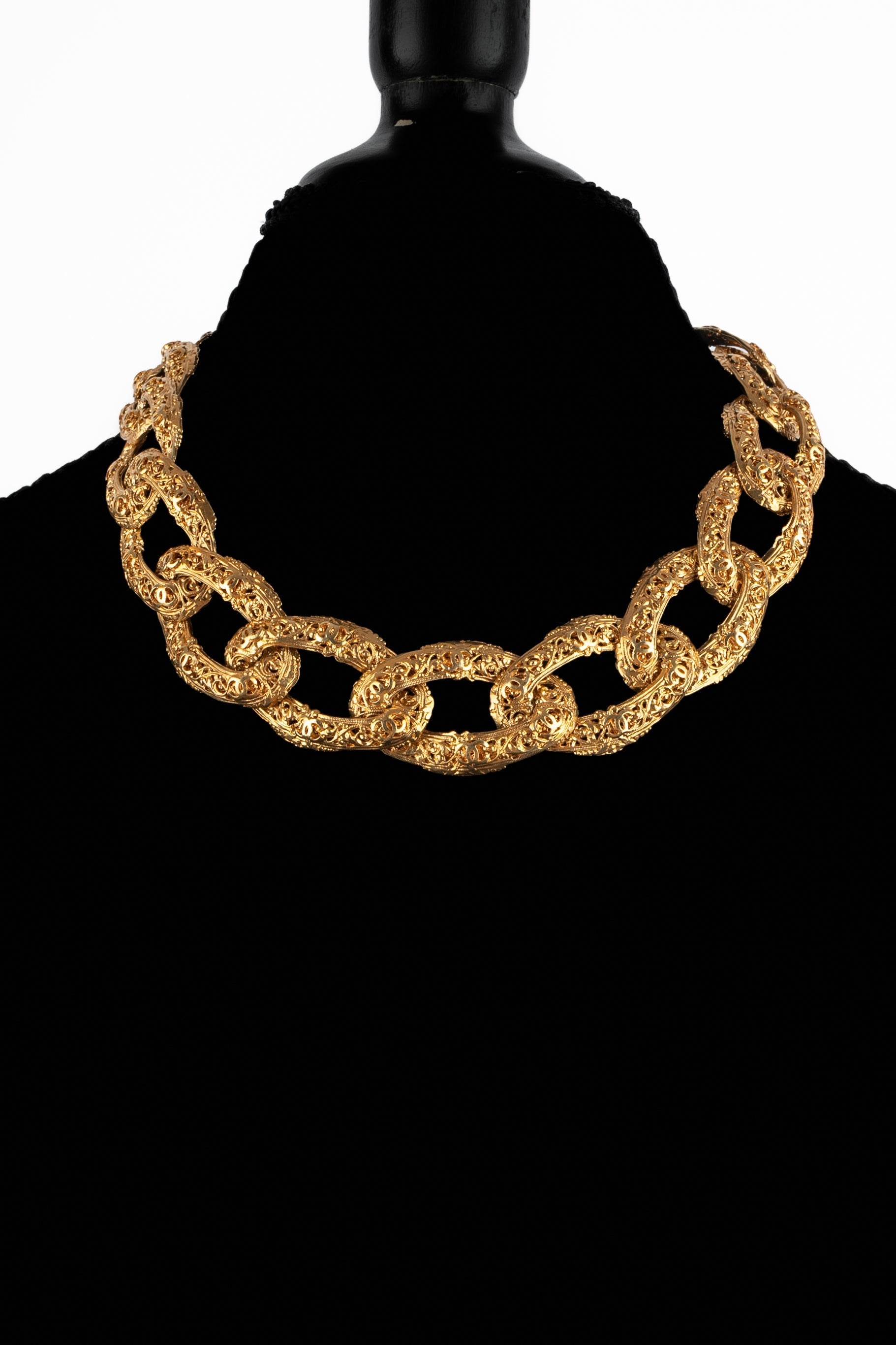 Collier doré Chanel 1990's
