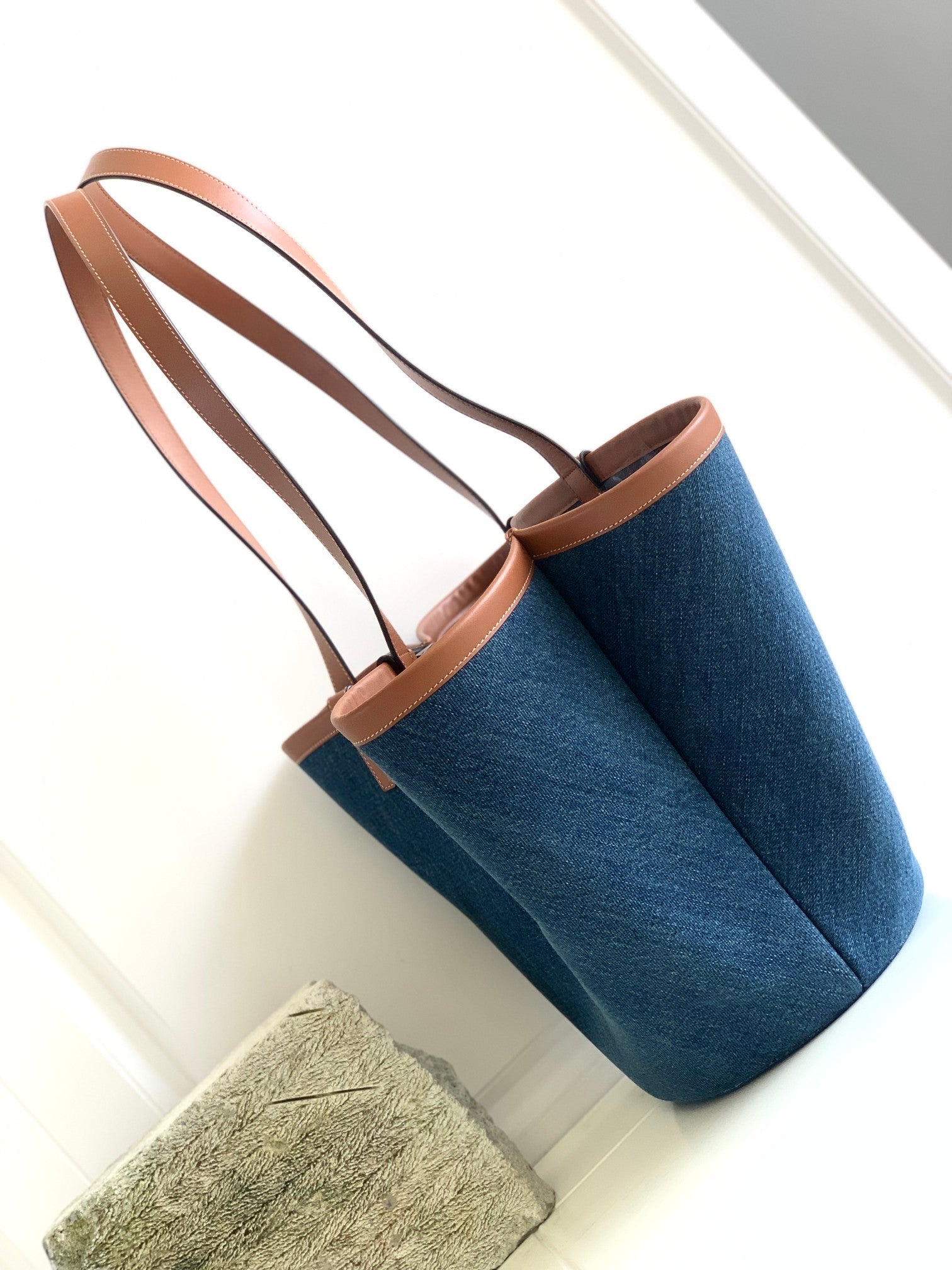 GLAMI Large Couffin In Denim With GLAMI Paris Navy / Tan For Women 26in/67cm 196262EF6.07AT