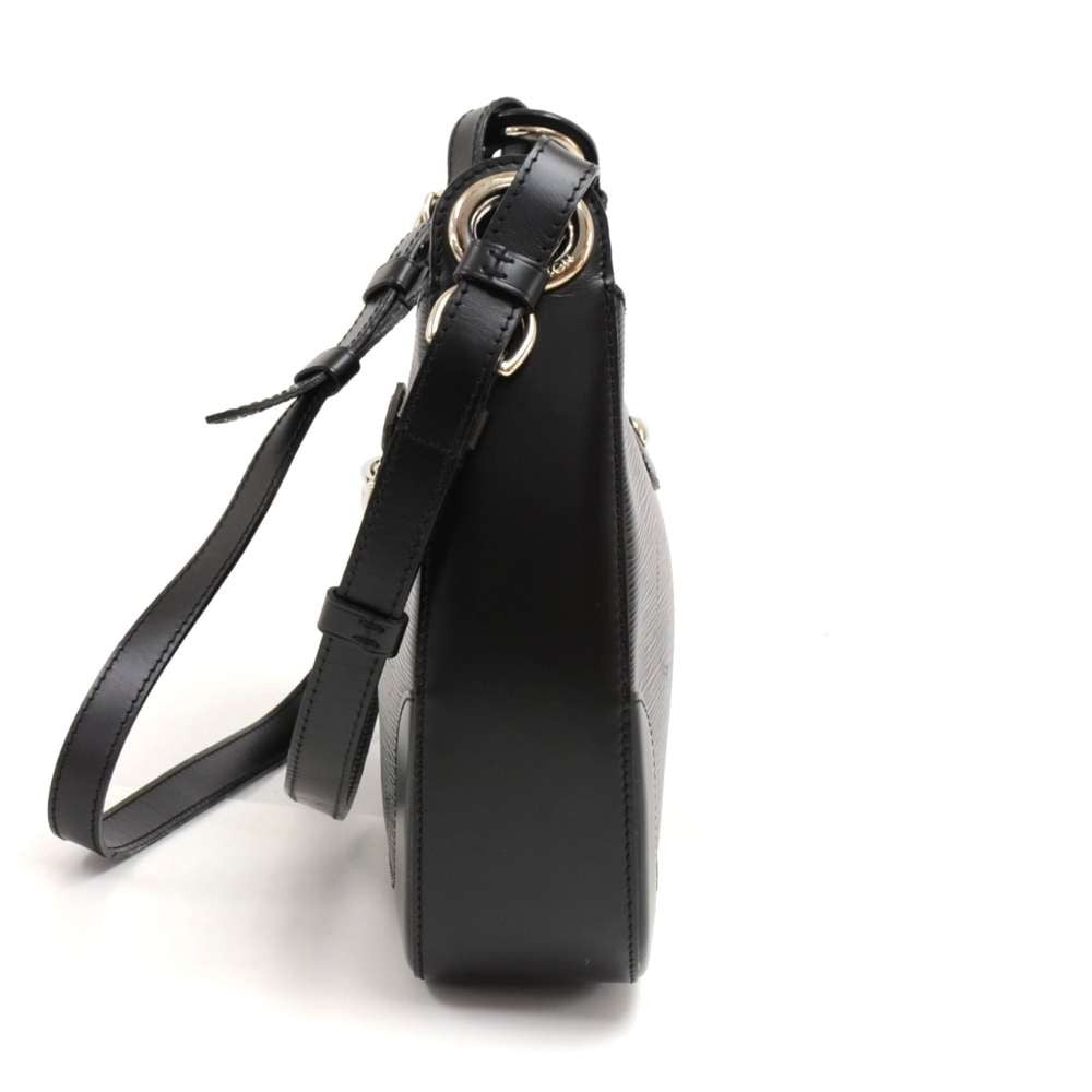 Louis Vuitto Musette Bagatelle Epi Leather Shoulder Bag