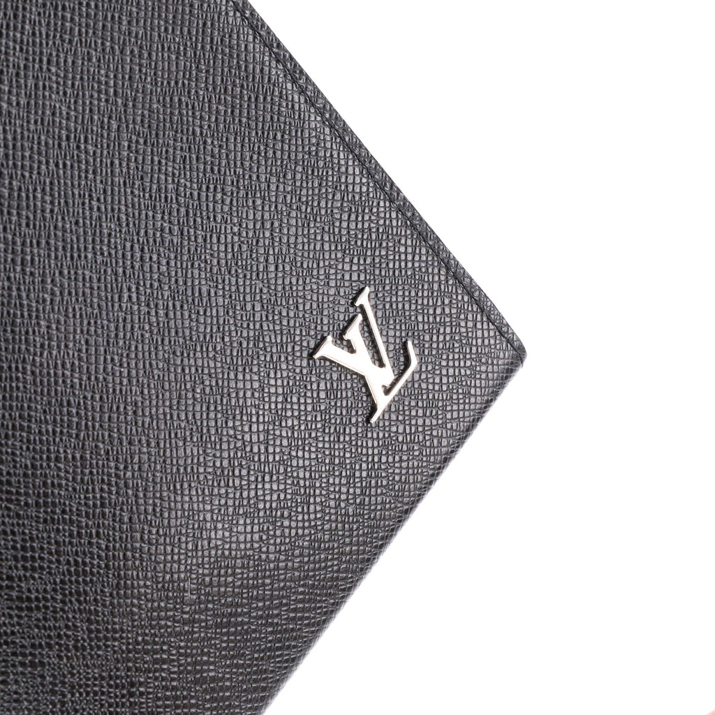 Louis Vuitton Pochette Voyage NM Taiga Leather MM